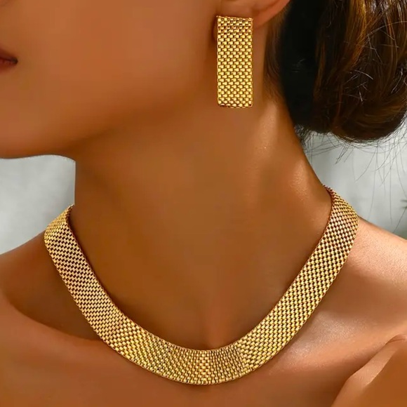 NWT Golden Plated Copper Jewelry Set. - Picture 3 of 7